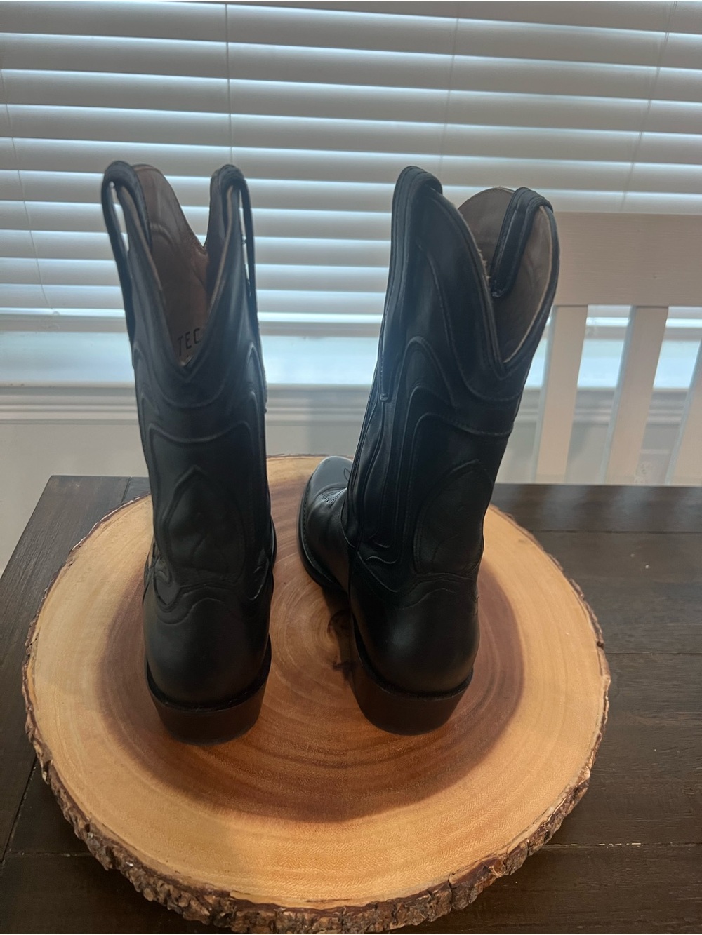 Tecovas black Leather Boots size 6M